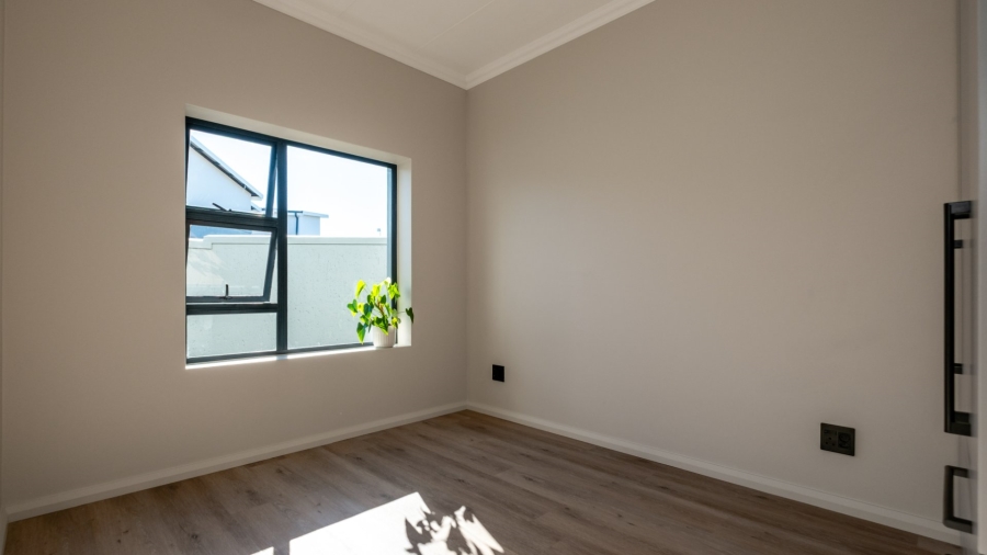 To Let 3 Bedroom Property for Rent in Eden Residential Estate Western Cape